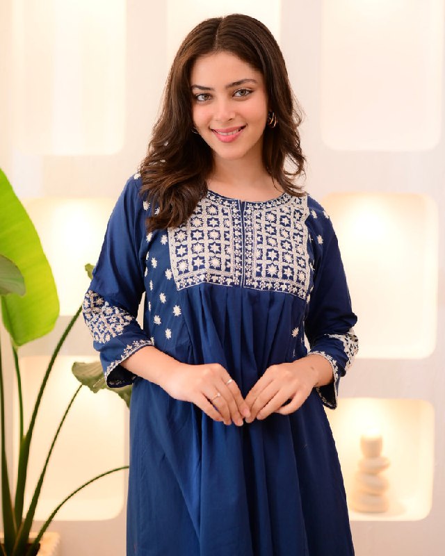 Blue Red Aura Embroidered Festive Kurta Set