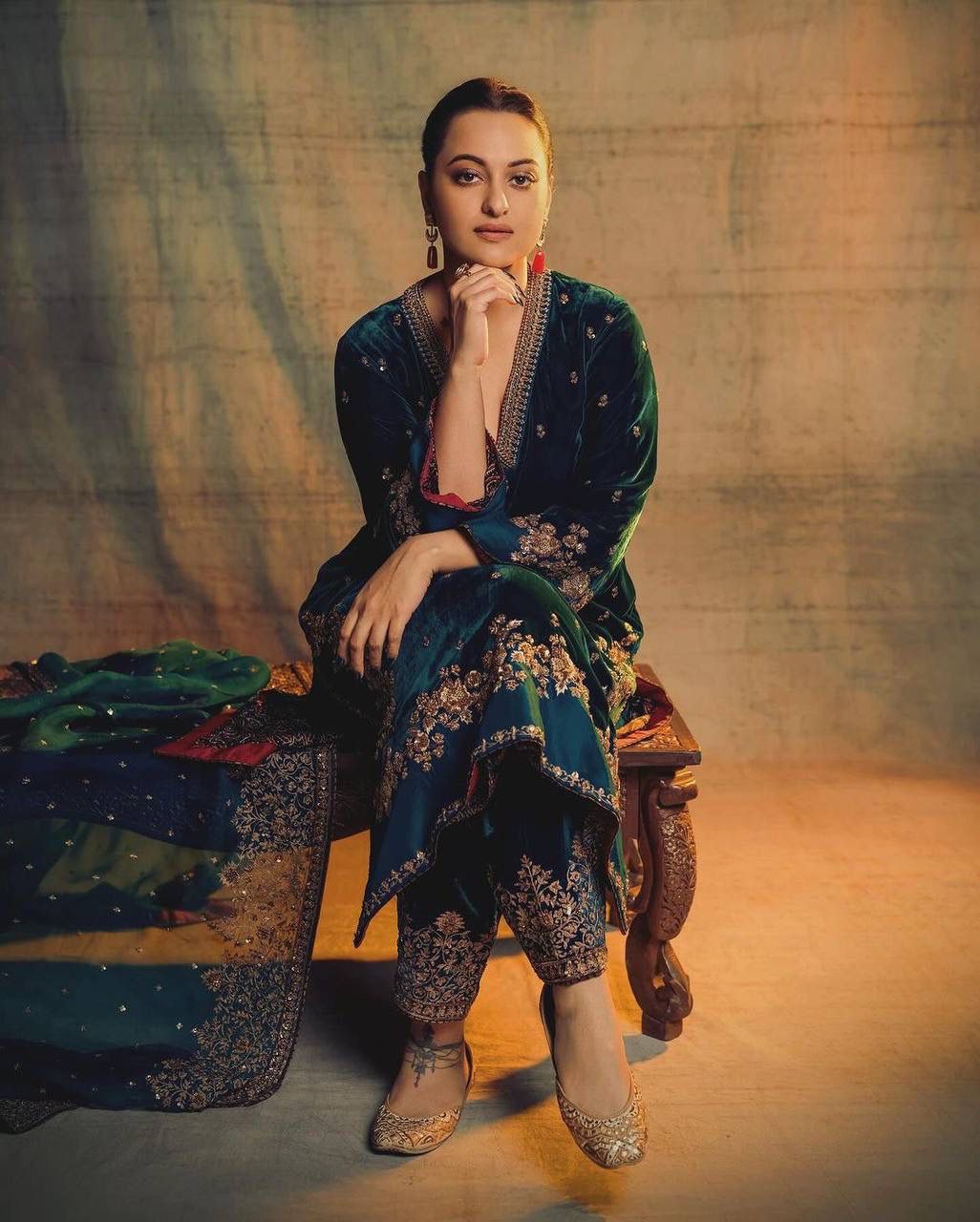 Luxury Blue Velvet Embroidered Anarkali Gown Set