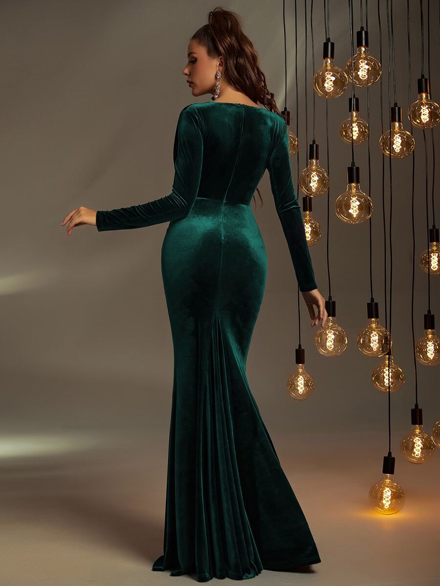 Luxury Green Velvet Mermaid Slit Gown