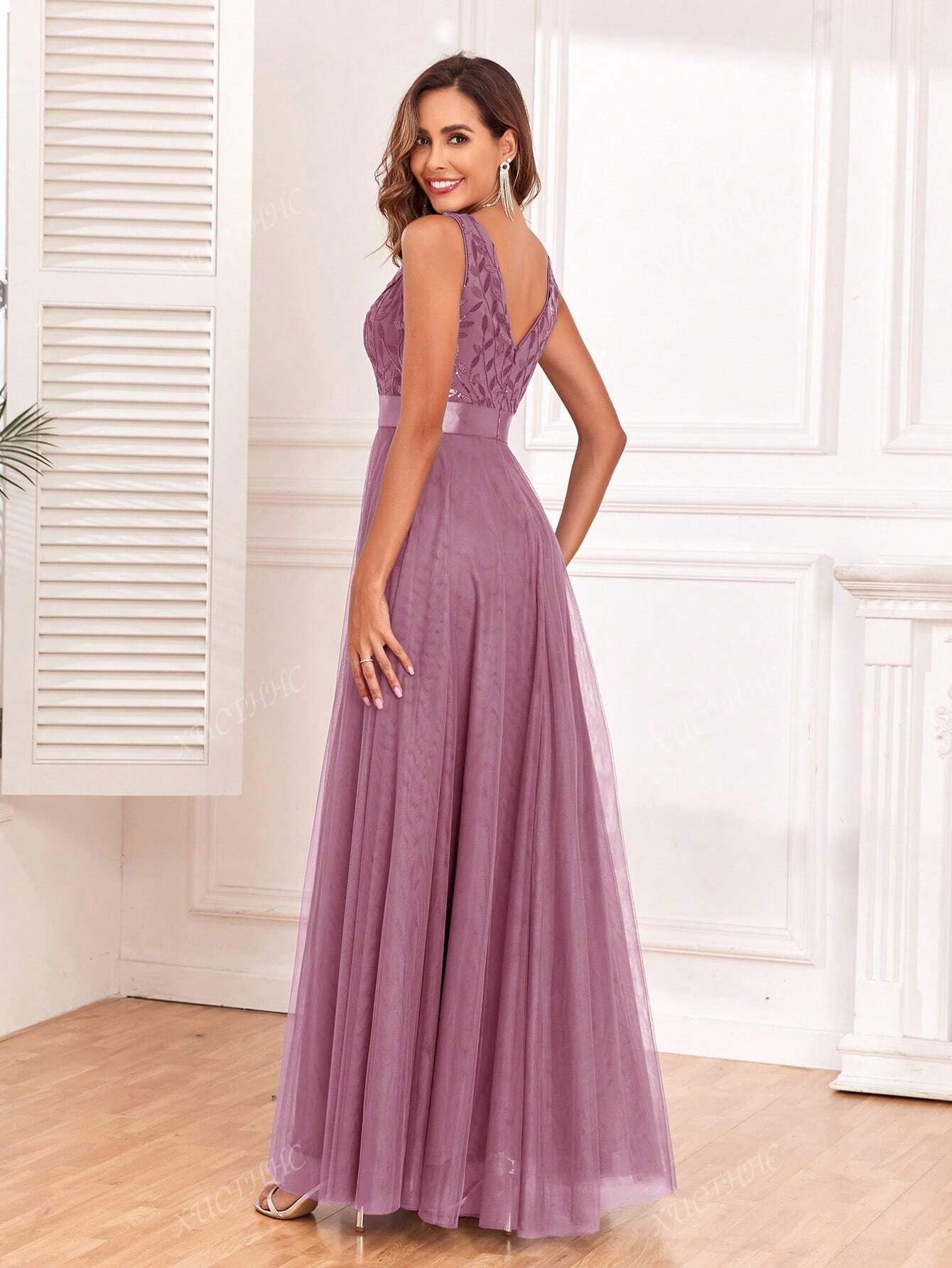 Elegant Pink Detail Maxi Dress for Women | Party & Casual Wear