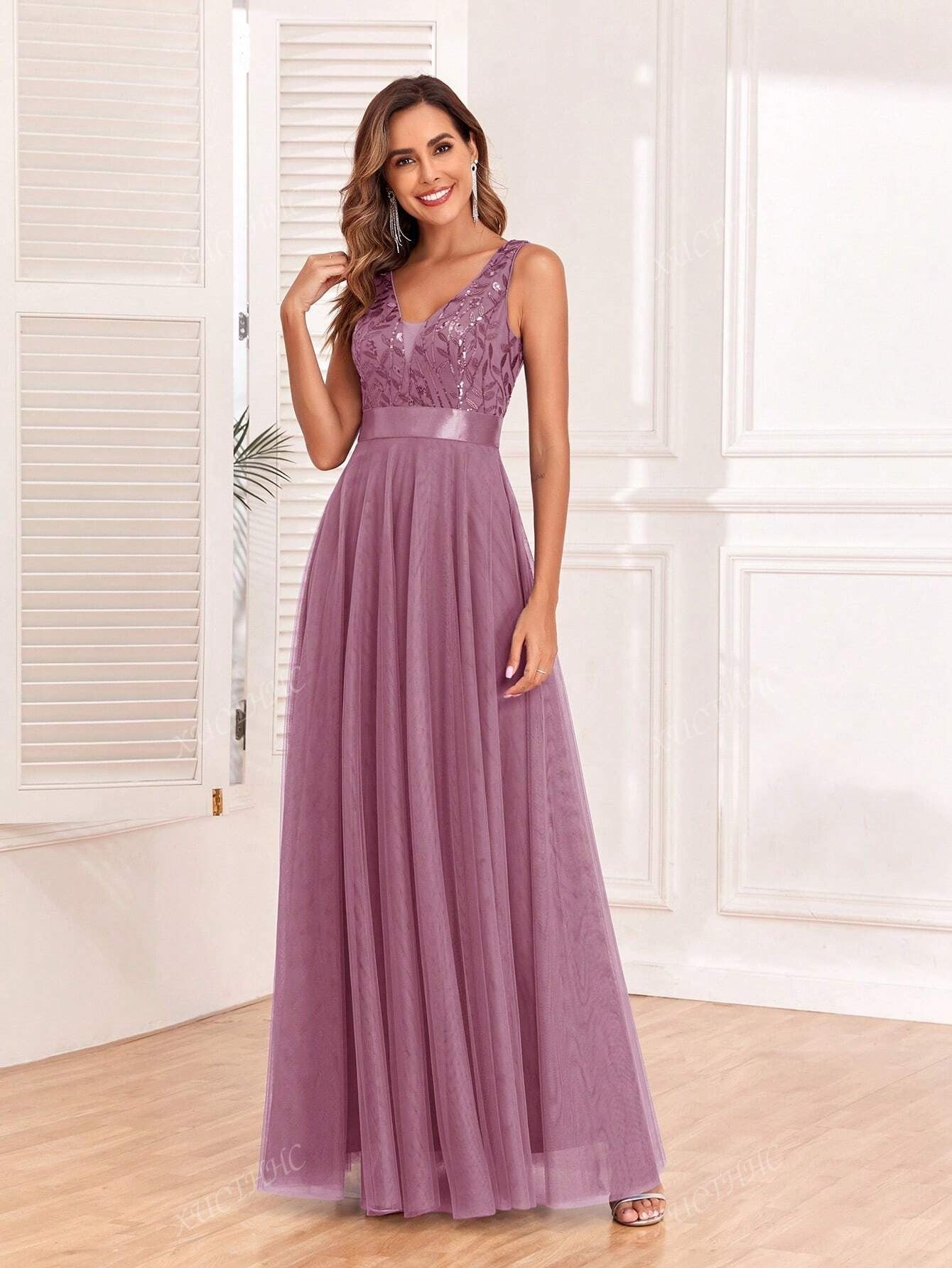 Elegant Pink Detail Maxi Dress for Women | Party & Casual Wear