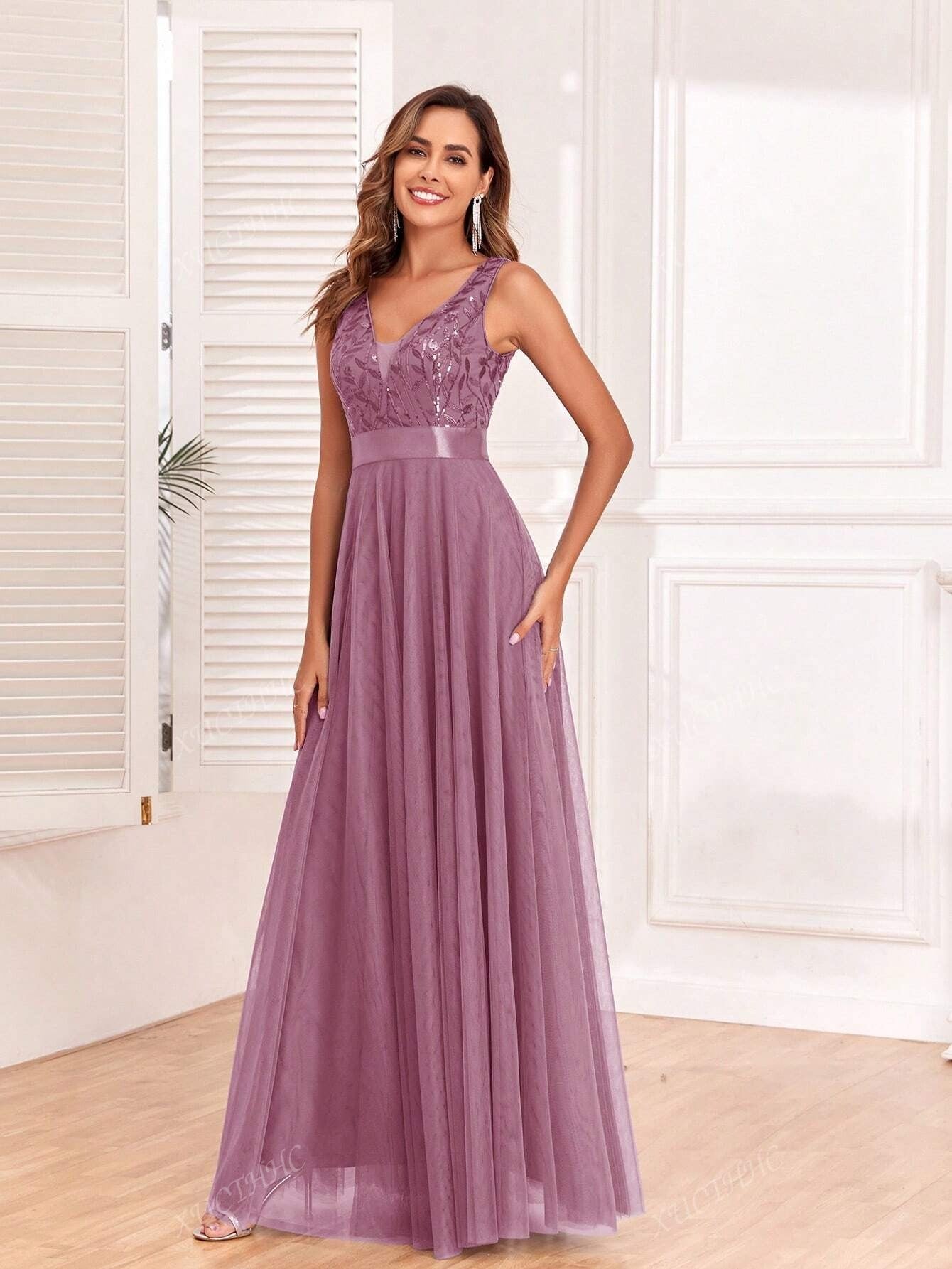 Elegant Pink Detail Maxi Dress for Women | Party & Casual Wear